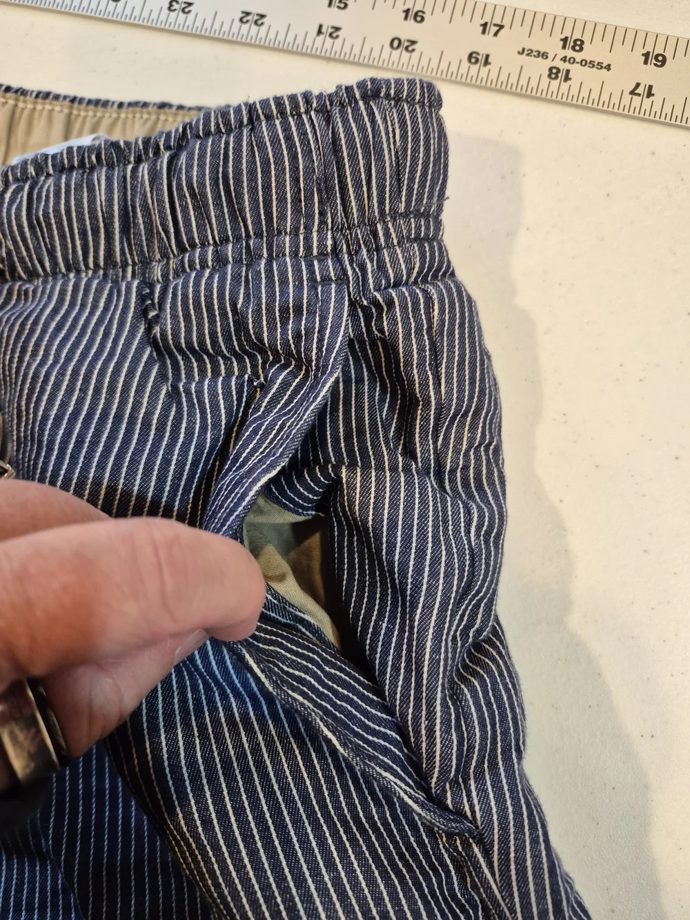 Banana Republic Navy and White Pinstripe Flat Front Shorts 4822